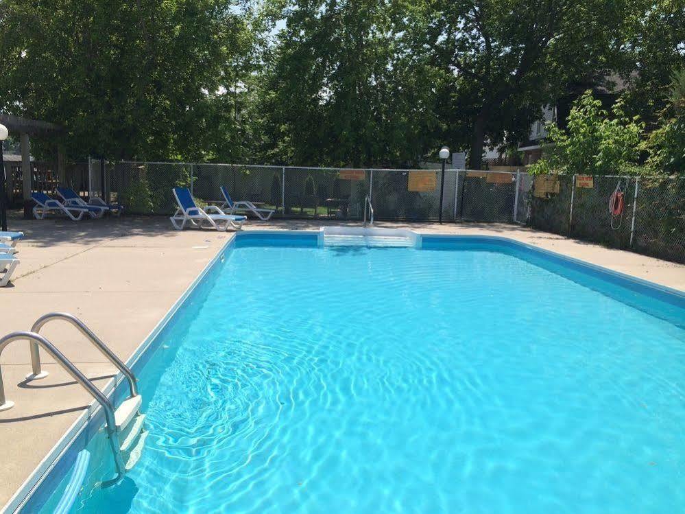 Villa Nova Motel Wasaga Beach Exteriér fotografie